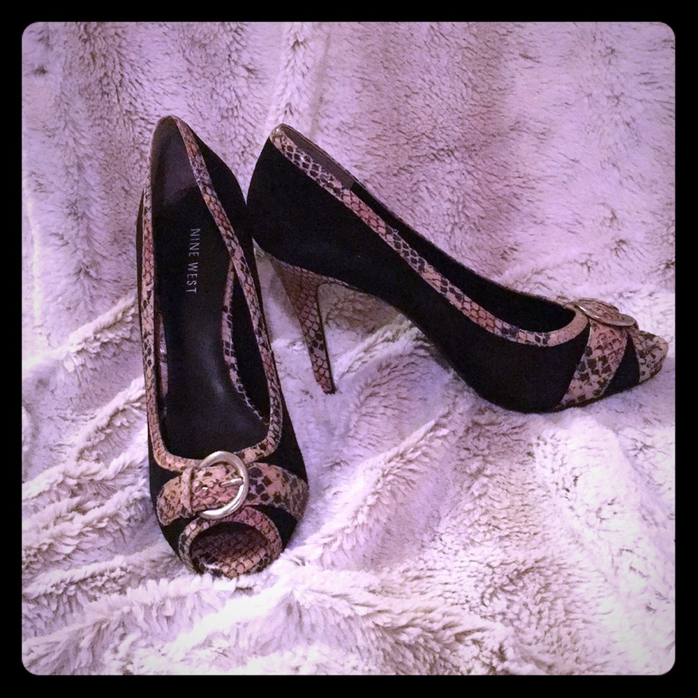 Leopard and black heels